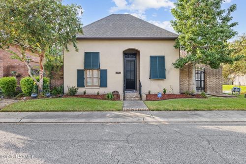 105 Warmstone Bridge Dr, Lafayette, LA, 70508-4390 | Card Image