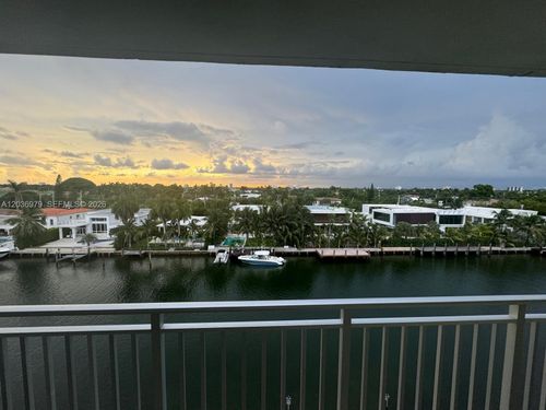6c-9500 W Bay Harbor Dr, Bay Harbor Islands, FL, 33154-2034 | Card Image