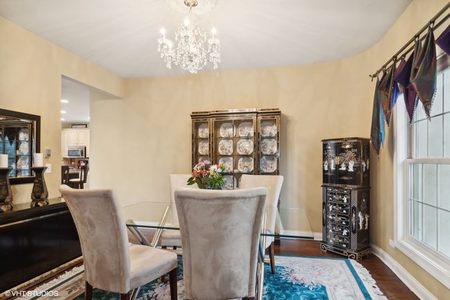 2919 Beth Ln, House other with 5 bedrooms, 4 bathrooms and 3 parking in Naperville IL | Image 15