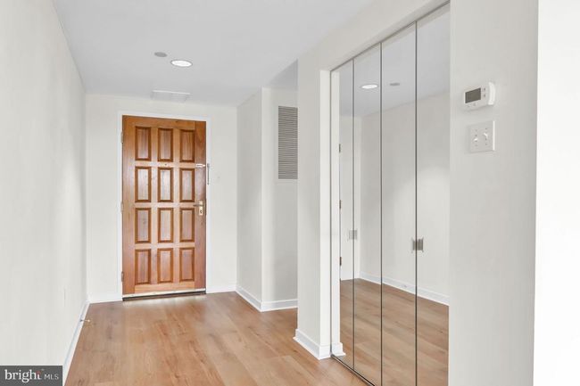 APT-715 - 1530 Key Blvd, Condo with 2 bedrooms, 2 bathrooms and null parking in ARLINGTON VA | Image 4