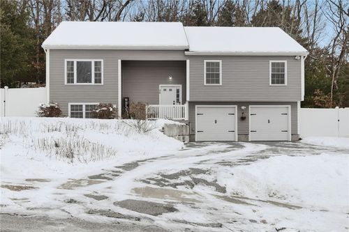 28 Cardinal Dr, Killingly, CT, 06241-2240 | Card Image