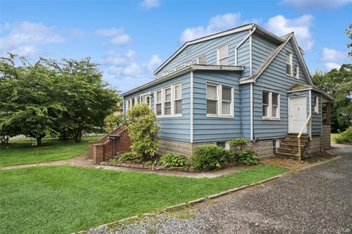 600 Little East Neck Rd, West Babylon, NY, 11704-6537 | Card Image