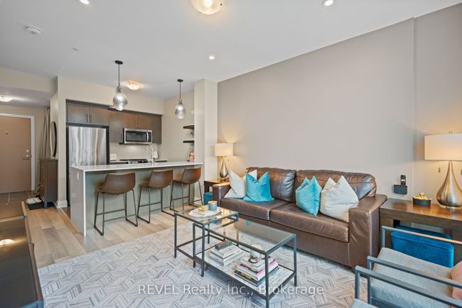410 - 16 Concord Pl, Condo with 2 bedrooms, 1 bathrooms and null parking in Grimsby ON | Image 15
