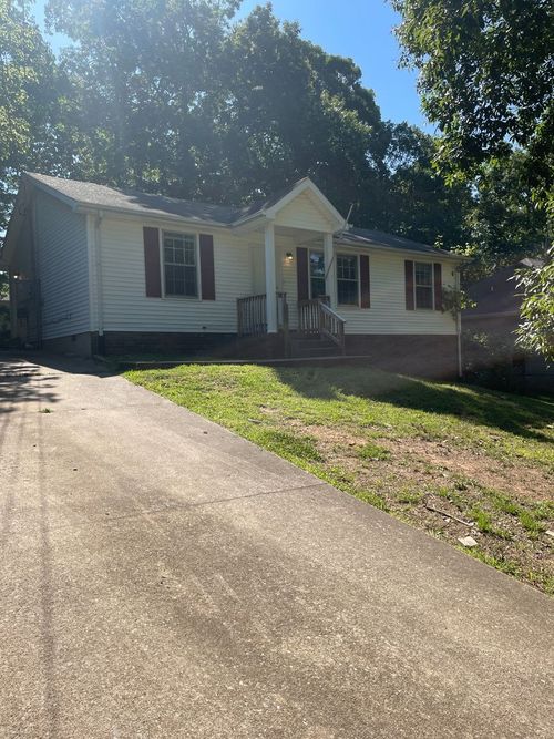 529 Aspen Dr, Clarksville, TN, 37042-4177 | Card Image