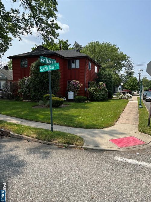 10-14 Saddle River Rd, Fair Lawn, NJ, 07410-5728 | Card Image