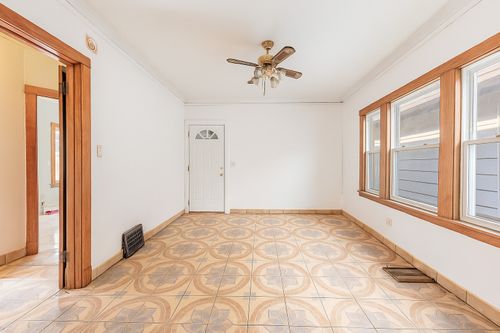 3314 W 62nd Pl, Chicago, IL, 60629-3315 | Card Image