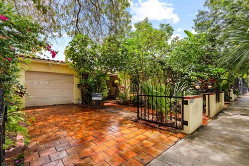 1712 Sw 13th St, Miami, FL, 33145-1402 | Card Image