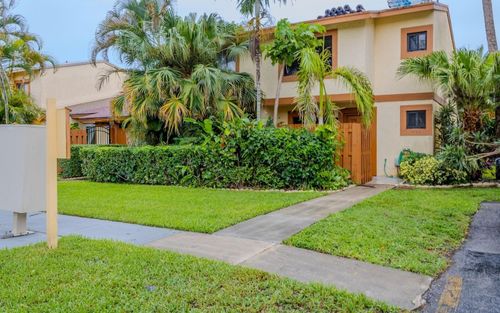 8-7733 Balboa St, Sunrise, FL, 33351-6309 | Card Image