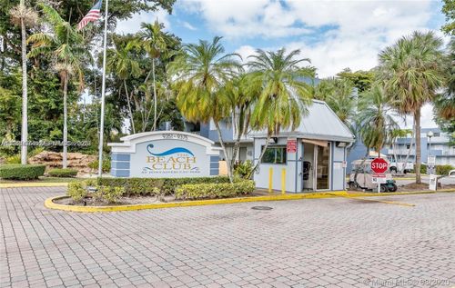 apt-l119-9375 Fontainebleau Blvd, Miami, FL, 33172-4621 | Card Image