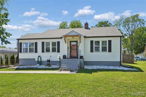 103 Country Lane Dr, Desloge, MO, 63601-2813 | Card Image