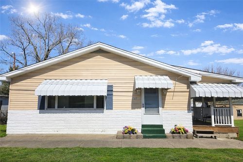 323 Indiana Ave, Avonmore, PA, 15618 | Card Image