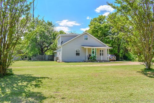 1114 N 4230 Rd, Hugo, OK, 74743-5749 | Card Image