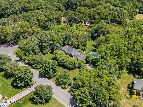 2 Warrenton Ln, Colts Neck, NJ, 07722-1065 | Card Image