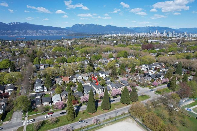 3039 W 16 Th Avenue, House other with 7 bedrooms, 6 bathrooms and 4 parking in Vancouver BC | Image 37