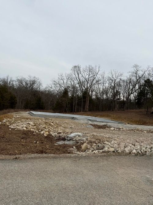 215 Holly Way Dr, Kirbyville, MO, 65679-7500 | Card Image