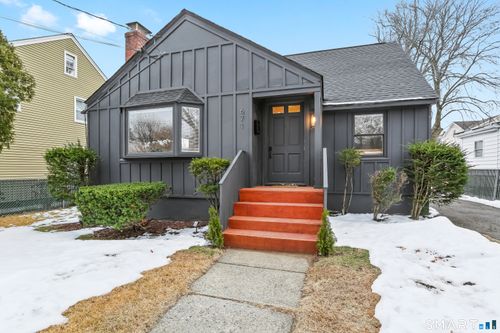 671 Fairview Ave, Bridgeport, CT, 06606-4504 | Card Image