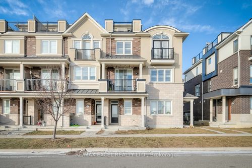 386 Arthur Bonner Ave, Markham, ON, L6B1N2 | Card Image
