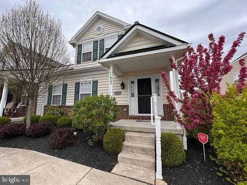 2133 Hidden Meadows Ave, PENNSBURG, PA, 18073-1270 | Card Image