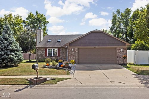 349 E Quail Wood Ln, Westfield, IN, 46074-9038 | Card Image
