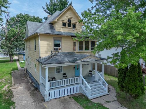 920 S 5th St, ROCKFORD, IL, 61104-4646 | Card Image