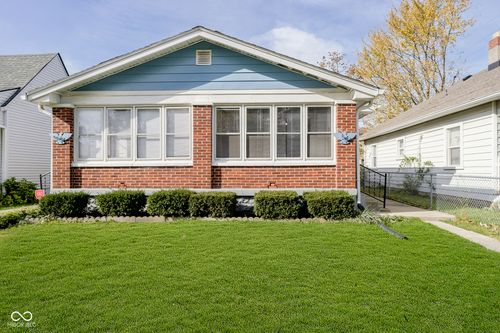 54 S 5th Ave, Beech Grove, IN, 46107-1817 | Card Image