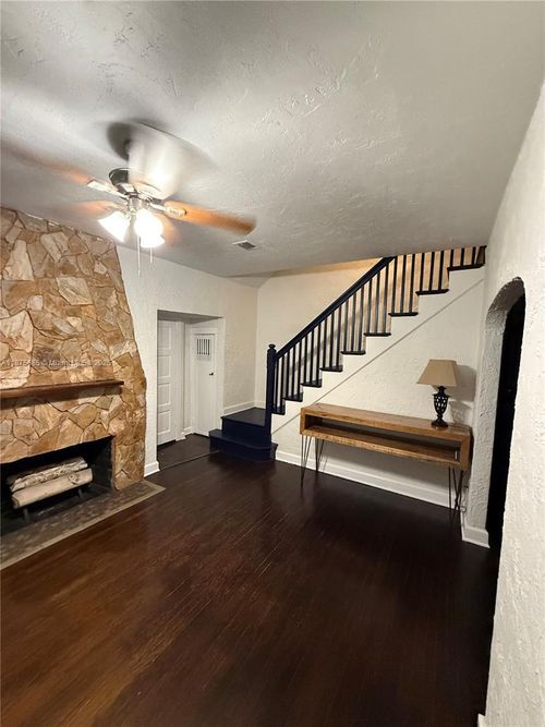 3113 Sw 14th St, Miami, FL, 33145-1015 | Card Image