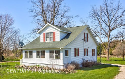 5069 Hurds Corner Rd, Gagetown, MI, 48735-9734 | Card Image