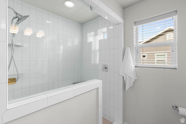 Full bath with a walk in shower and recessed lighting | Image 24