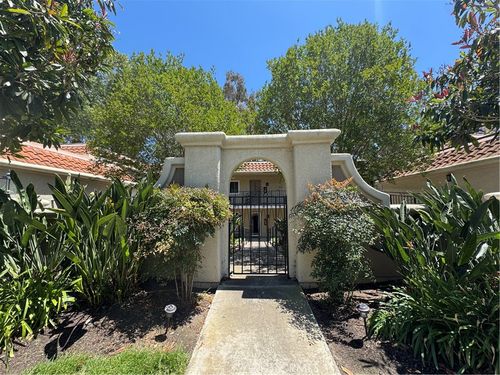 a-5529 Via La Mesa, Laguna Woods, CA, 92637-6918 | Card Image