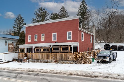 7985 S Main St, Springwater, NY, 14560-9767 | Card Image