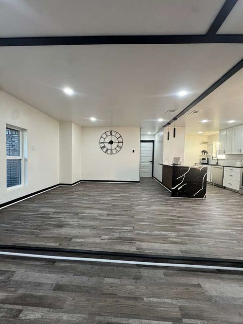 3229 Santiago Dr, Mesquite, TX, 75150-1722 | Card Image