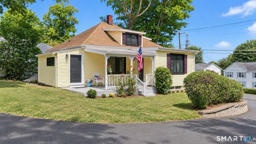 5167 Main St, Trumbull, CT, 06611-4745 | Card Image