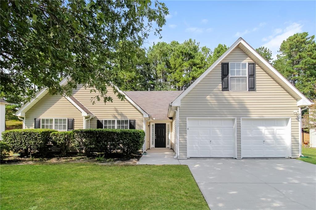 Pond View Ln, Lithonia, GA 30058