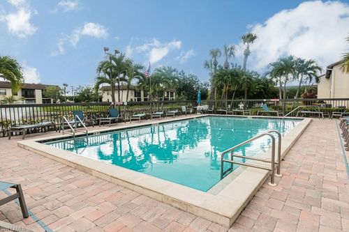 204-9275 Lake Park Dr, FORT MYERS, FL, 33919-5809 | Card Image
