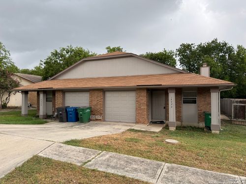 14422 Woods Hole Dr, San Antonio, TX, 78233-7121 | Card Image