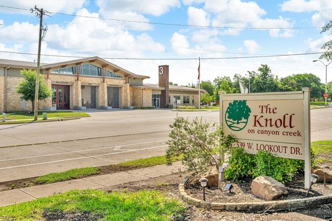 View of community / neighborhood sign | Image 25