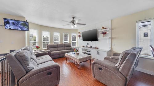 3026 Blue Jay St, Abbotsford, BC, V2T5K7 | Card Image
