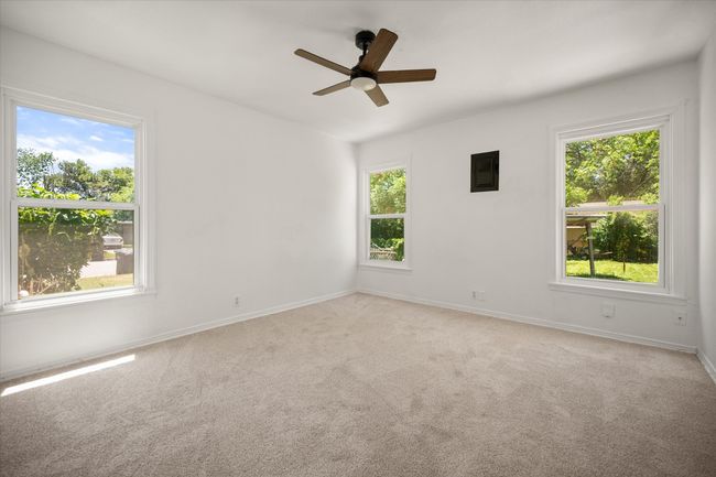 5048 Cedar Hill Rd, House other with 3 bedrooms, 2 bathrooms and null parking in Fort Worth TX | Image 18
