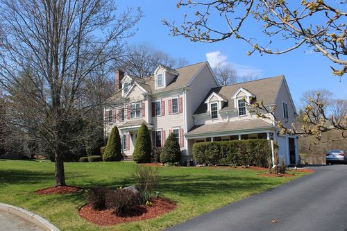 13 Mahoney Cir, Abington, MA, 02351-2187 | Card Image