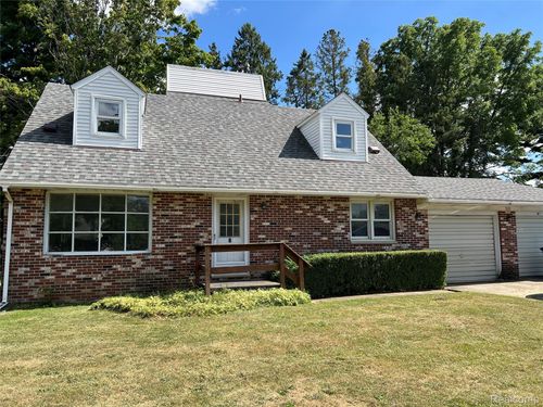 508 Cherry Street, Linden, MI, 48451 | Card Image