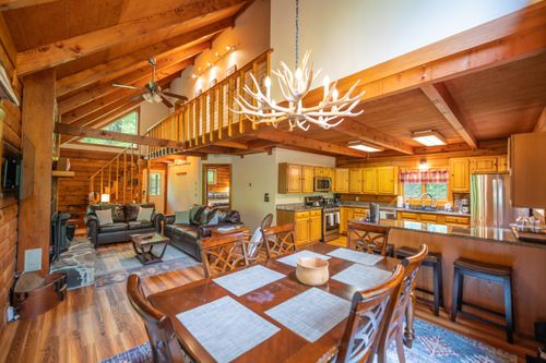 282 Pams Hill Rd, Wardsboro, VT, 05355-9816 | Card Image