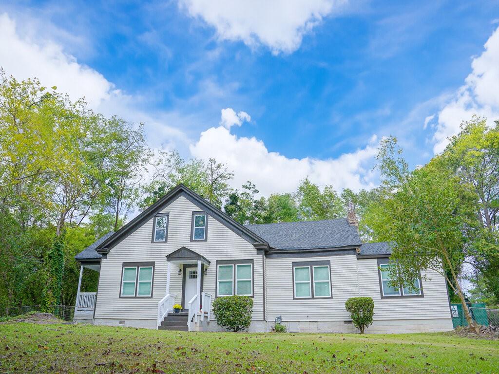 Mercer Rd, Decatur, GA 30035