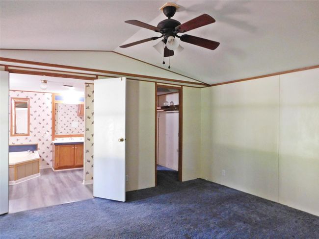 Primary bedrom | Image 6