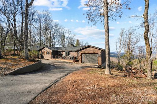 5475 Pine Ridge Dr, Connelly Springs, NC, 28612-7106 | Card Image
