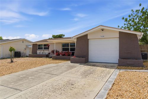 7608 Sue Ellen Dr, PORT RICHEY, FL, 34668-1555 | Card Image