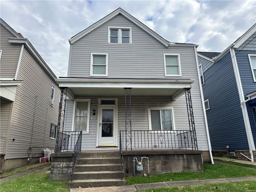 320 Raymond St, Swissvale, PA, 15218-1007 | Card Image