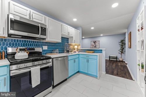 apt-1d-353 Homeland Southway, BALTIMORE, MD, 21212-3287 | Card Image