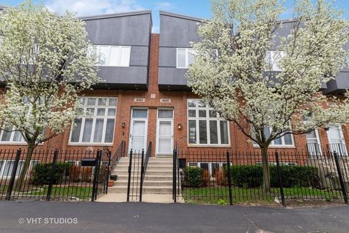 j-4932 W Lawrence Ave, Chicago, IL, 60630-3833 | Card Image