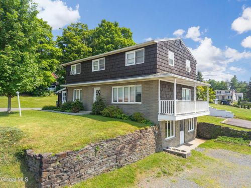 2 Sunset Rd, Rensselaer, NY, 12144-9466 | Card Image