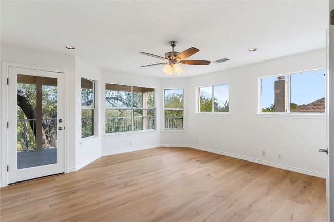 403 Hazeltine Dr, House other with 4 bedrooms, 3 bathrooms and 4 parking in Lakeway TX | Image 26